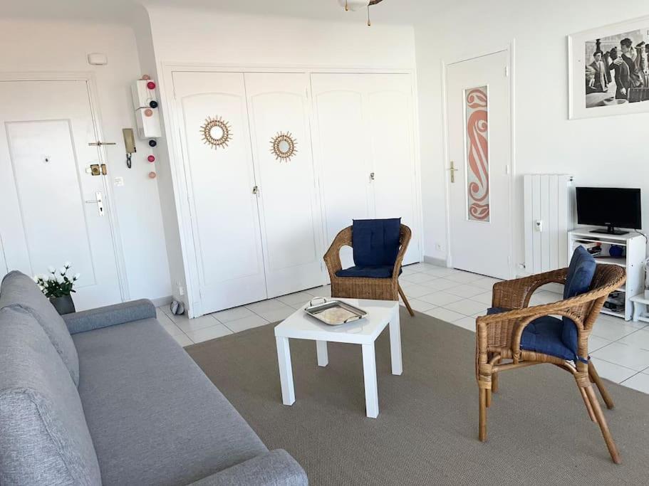 Hendaye Plage Charmant Studio 2Pers Avec Grande Terrasse Vue Mer Kültér fotó